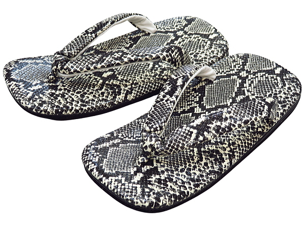 雪駄　総ヘビ柄（黒白）ライト底 日本製